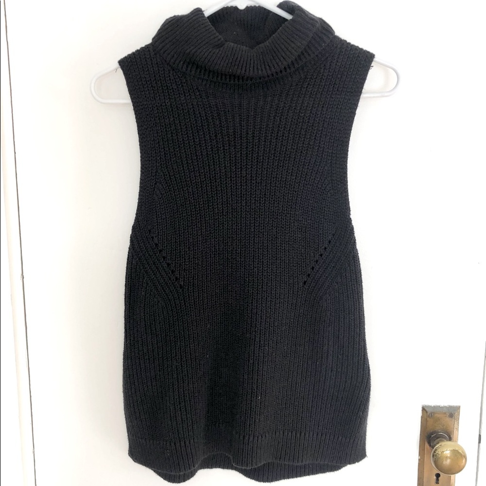 Abercrombie & Fitch Navy Sleeveless Turtleneck Sweater | S